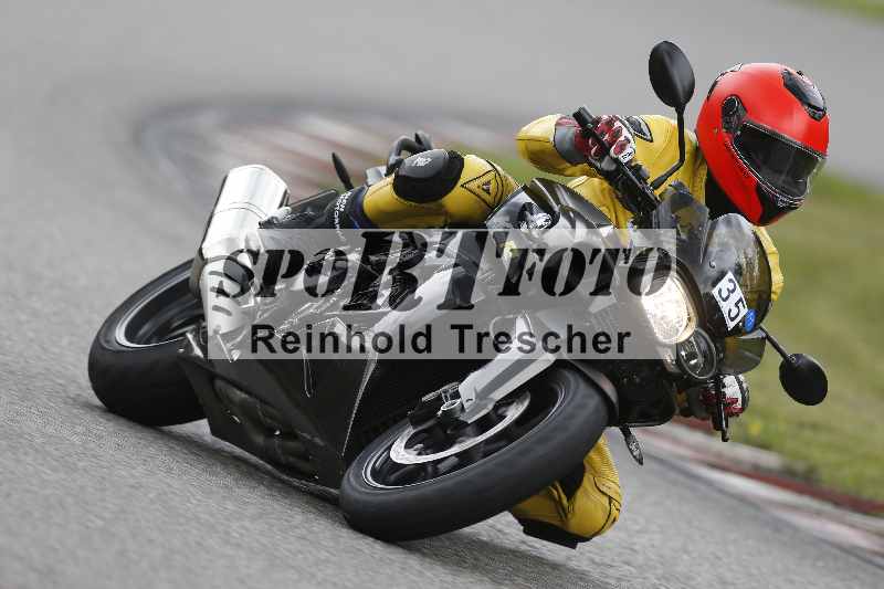 /40 05.08.2025 FREERIDE Training ADR/Gruppe M/35